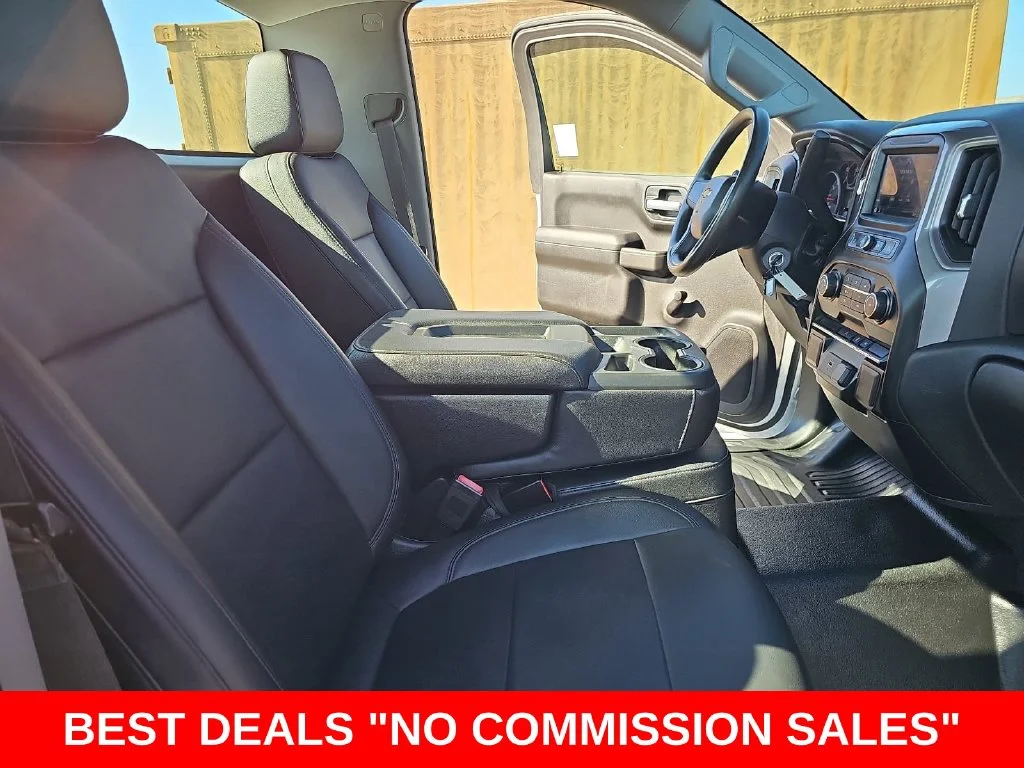 Used 2020 White Chevrolet WT image 10