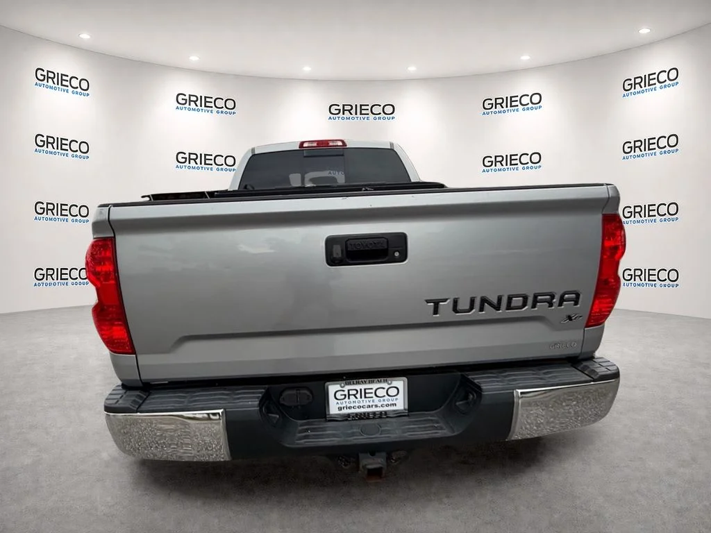 Used 2015 Silver Sky Metallic Toyota SR5 image 6