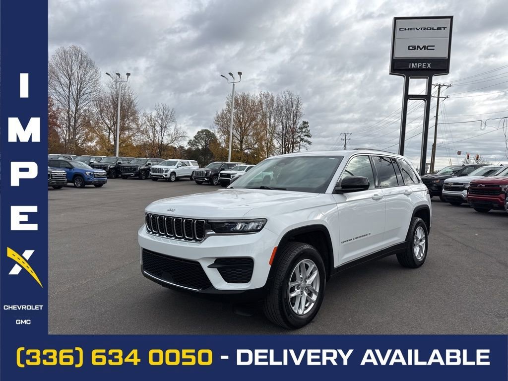 White 2025 Jeep Grand Cherokee Laredo X RWD SUV / Crossover 4X2