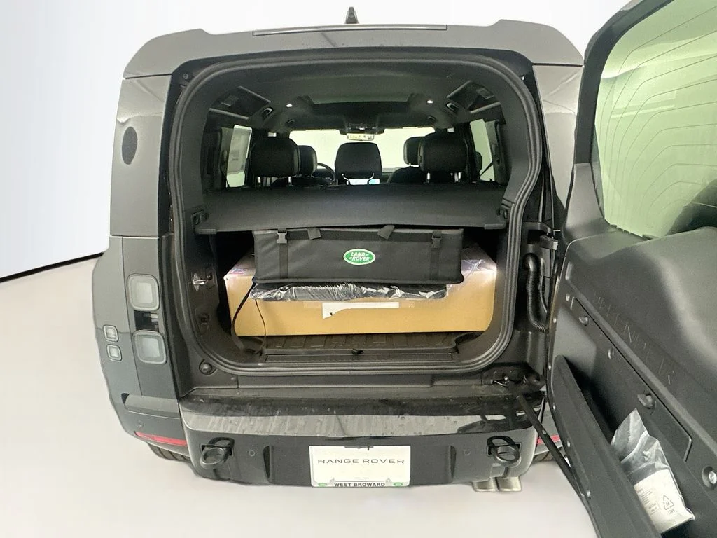 New 2026 Carpathian Grey Land Rover V8 image 26