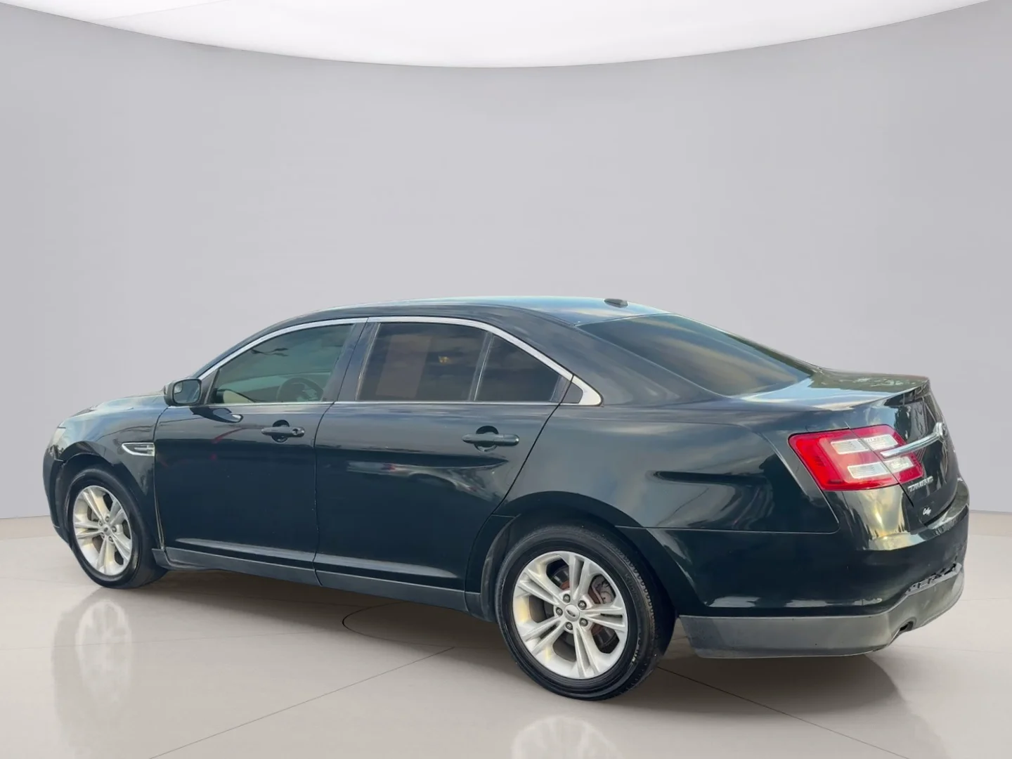 Used 2014 Black Ford SEL image 7