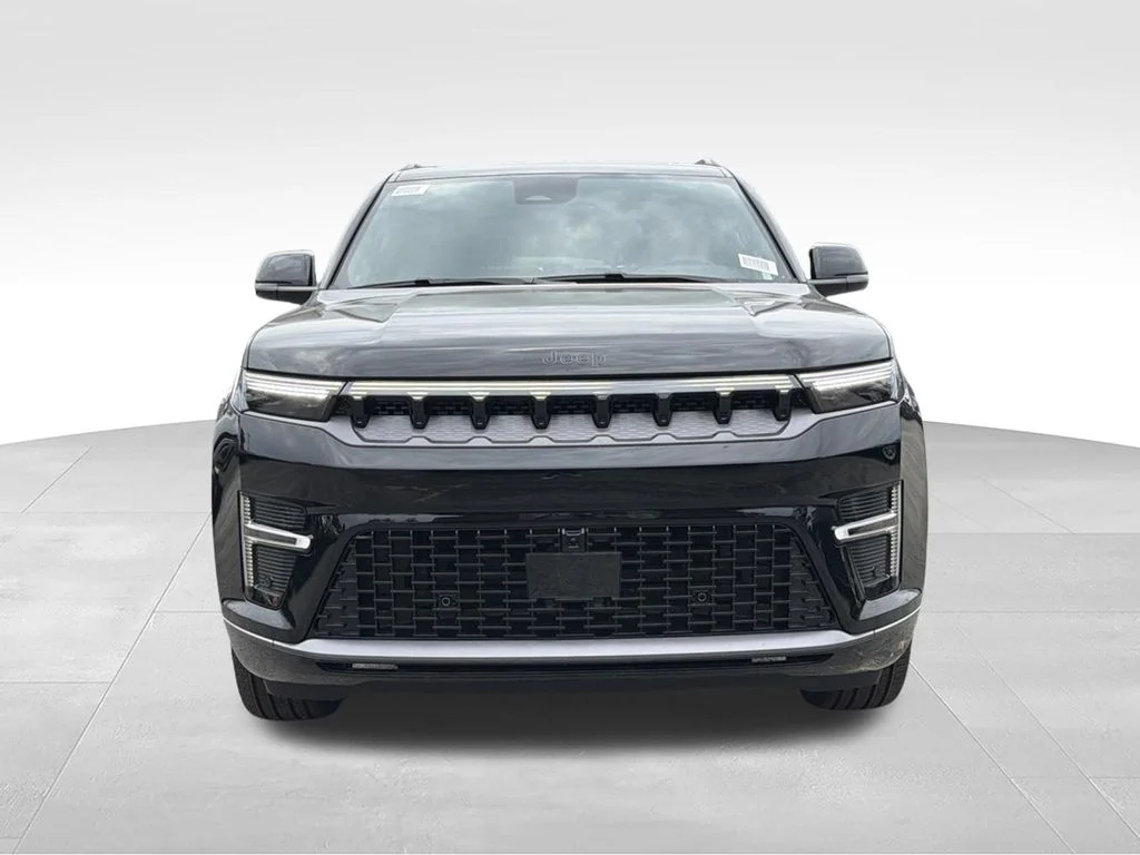New 2026 High Gloss Black Exterior Paint Jeep Limited Reserve image 3