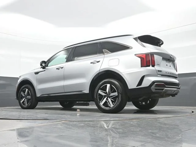 Used 2021 Silver Kia EX image 11
