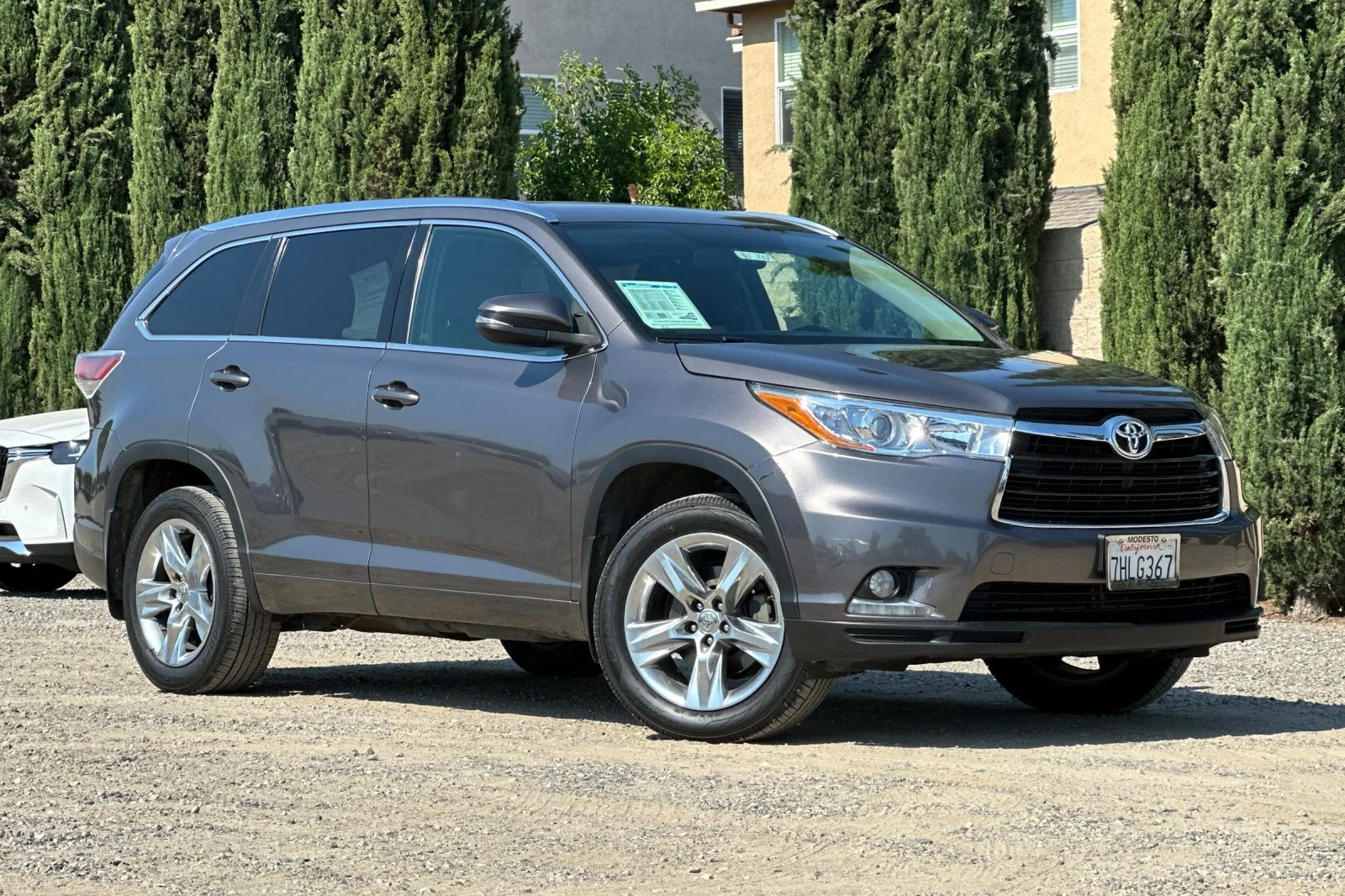 Used 2015 Predawn Gray Mica Toyota Limited image 2