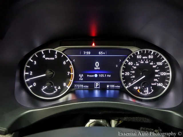 Used 2019 Blue Nissan 2.5 SV image 14