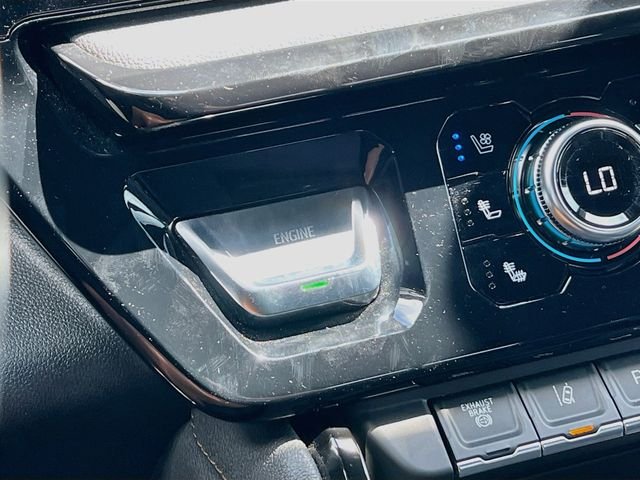 2025 GMC Sierra 3500HD AT4 - Photo 16