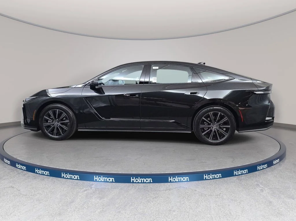 New 2026  Lexus  image 8