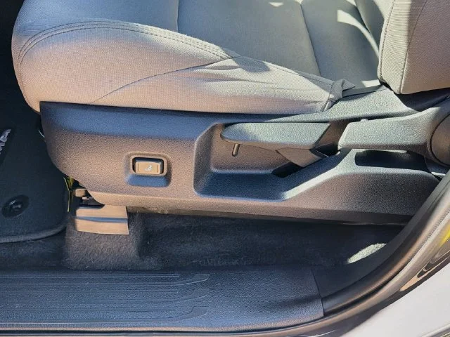 Certified Used 2024  Toyota SR5 image 19
