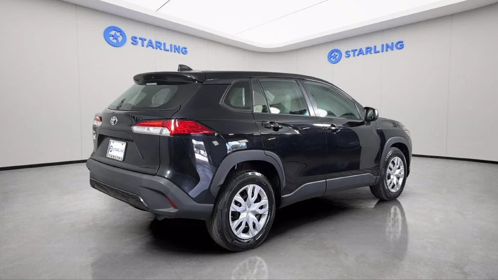 2023 Toyota Corolla Cross L - Photo 9