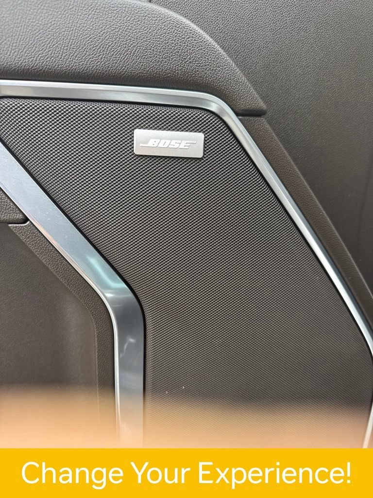 Used 2022 Summit White GMC SLT image 9