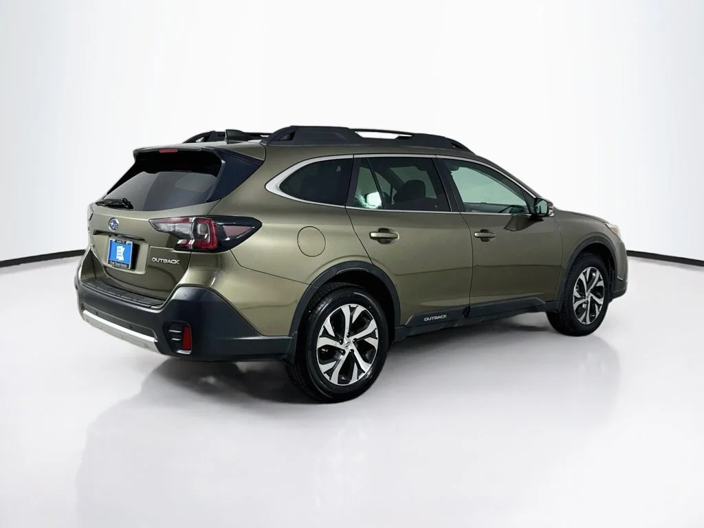 Used 2020 Green Metallic Subaru Limited image 8