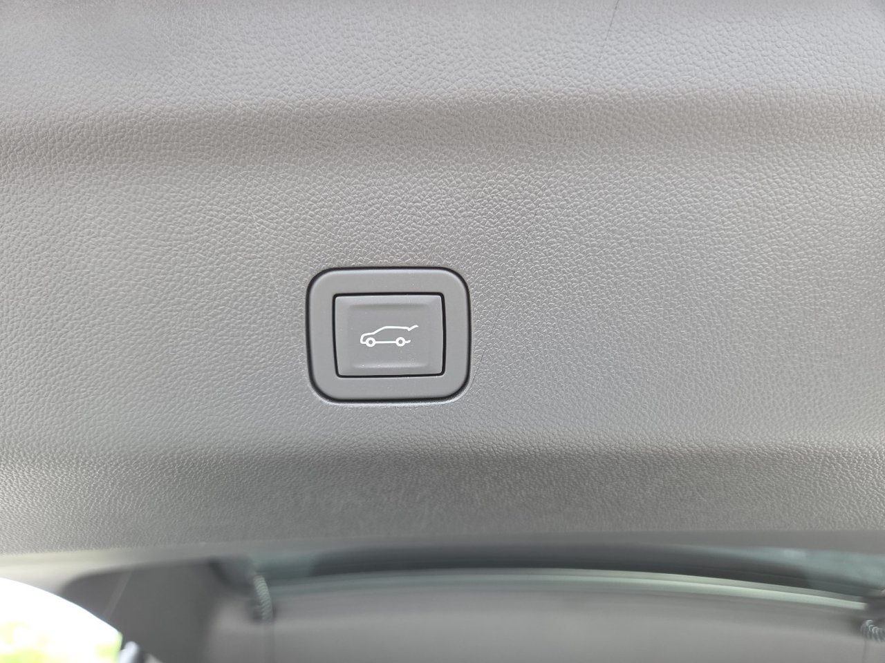 2026 GMC Yukon XL AT4 Ultimate - Photo 26
