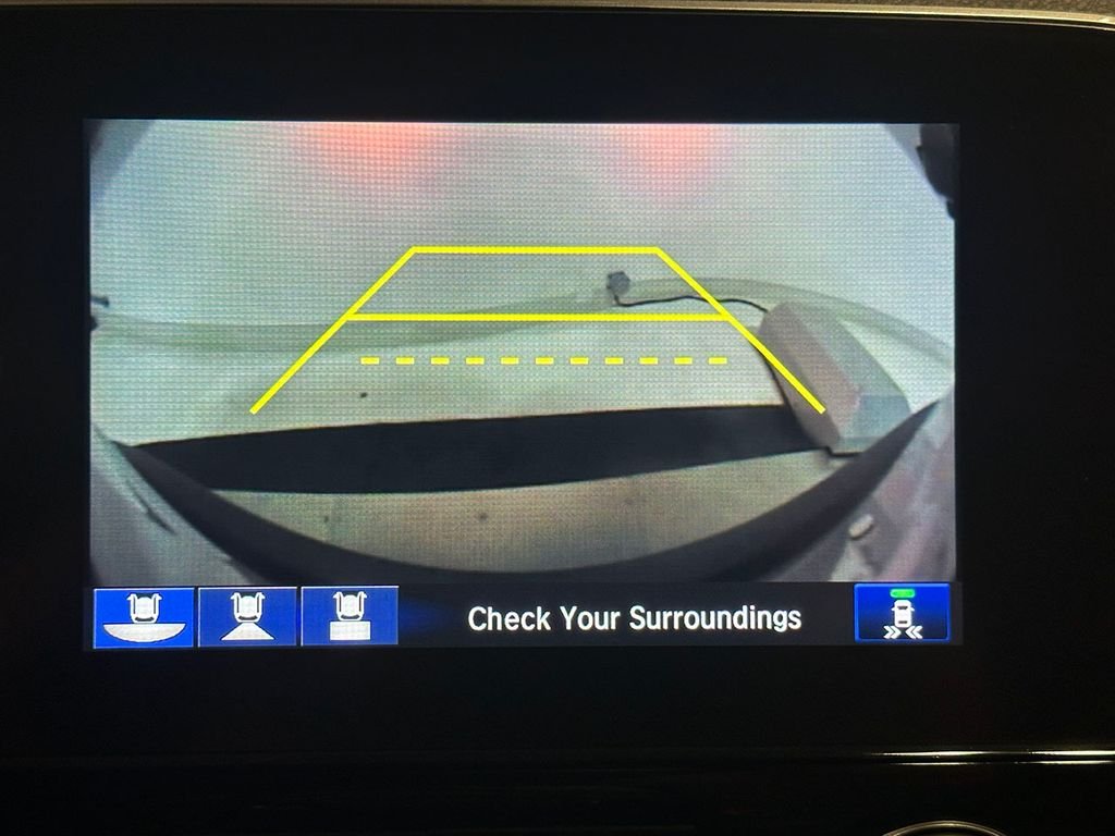 Used 2022  Honda EX image 4