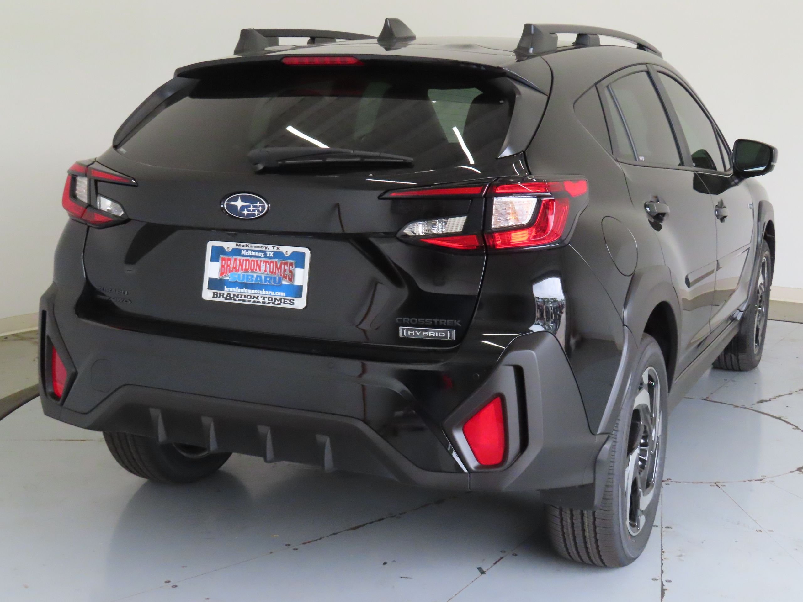 New 2026 CRYSTAL BLACK SILICA Subaru Limited Hybrid image 3