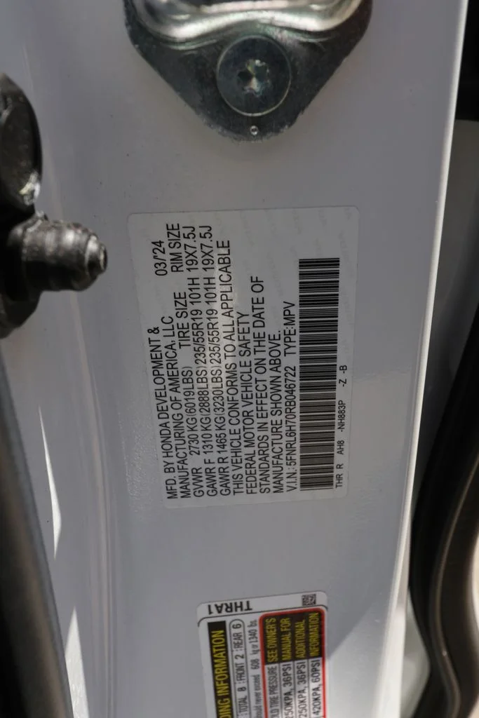 Certified Used 2024 Platinum White Pearl Honda Sport image 39