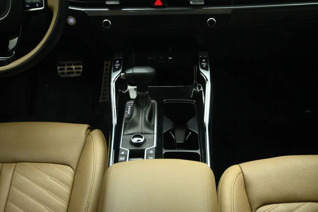 Certified Used 2025 Black Kia X-Line SX Prestige image 36