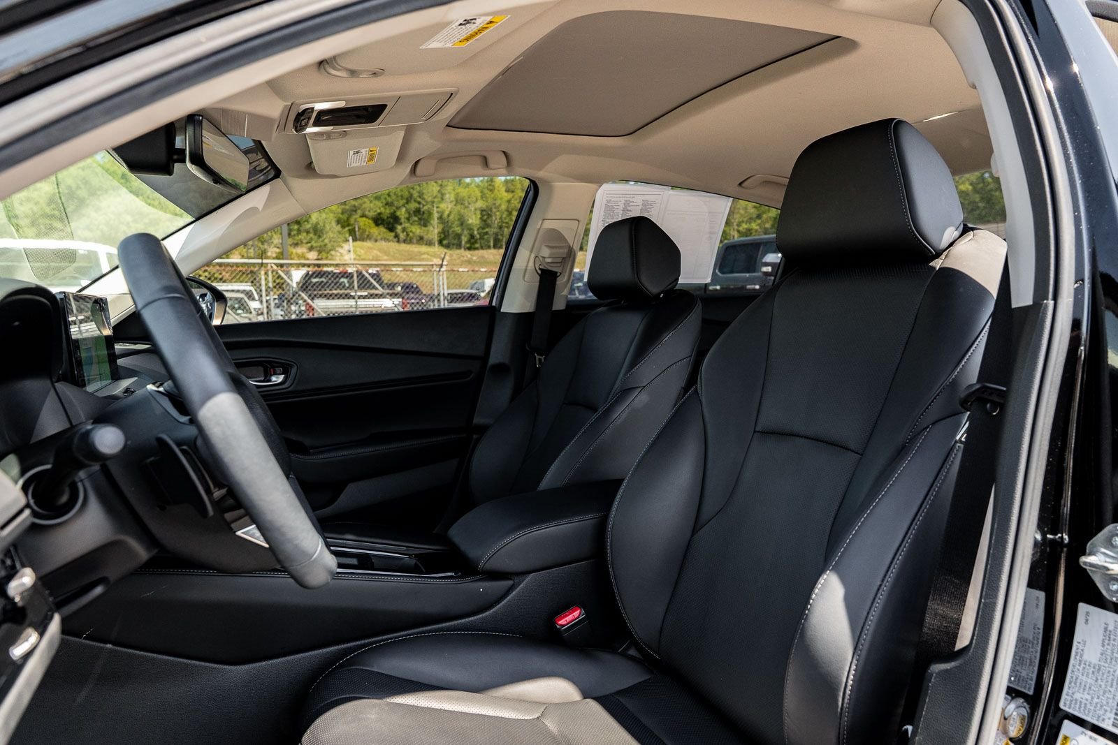 Used 2025  Honda Touring image 20