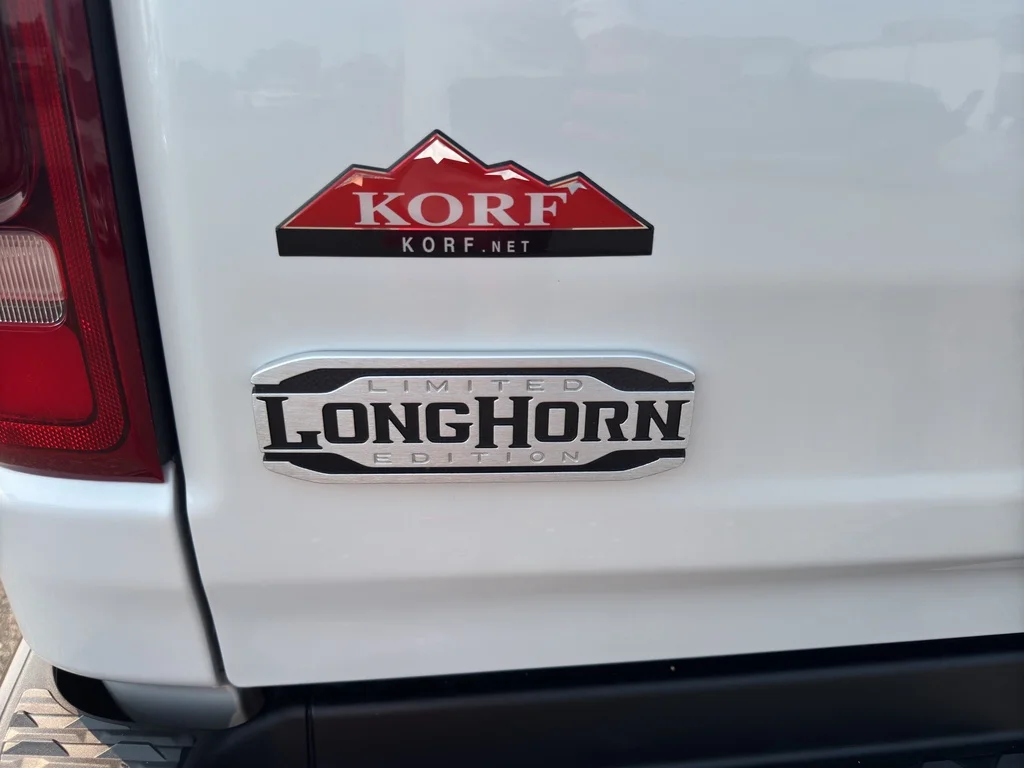 Used 2022 Ivory White Tri-Coat Pearlcoat Ram Longhorn image 8