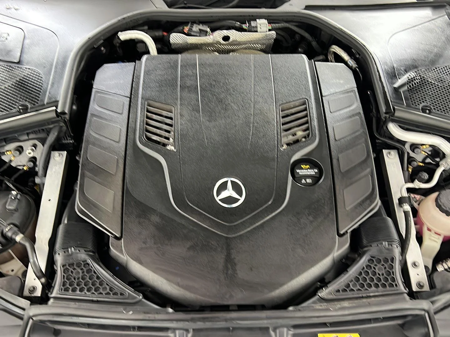 Used 2021 Black Mercedes-Benz S 580 image 25