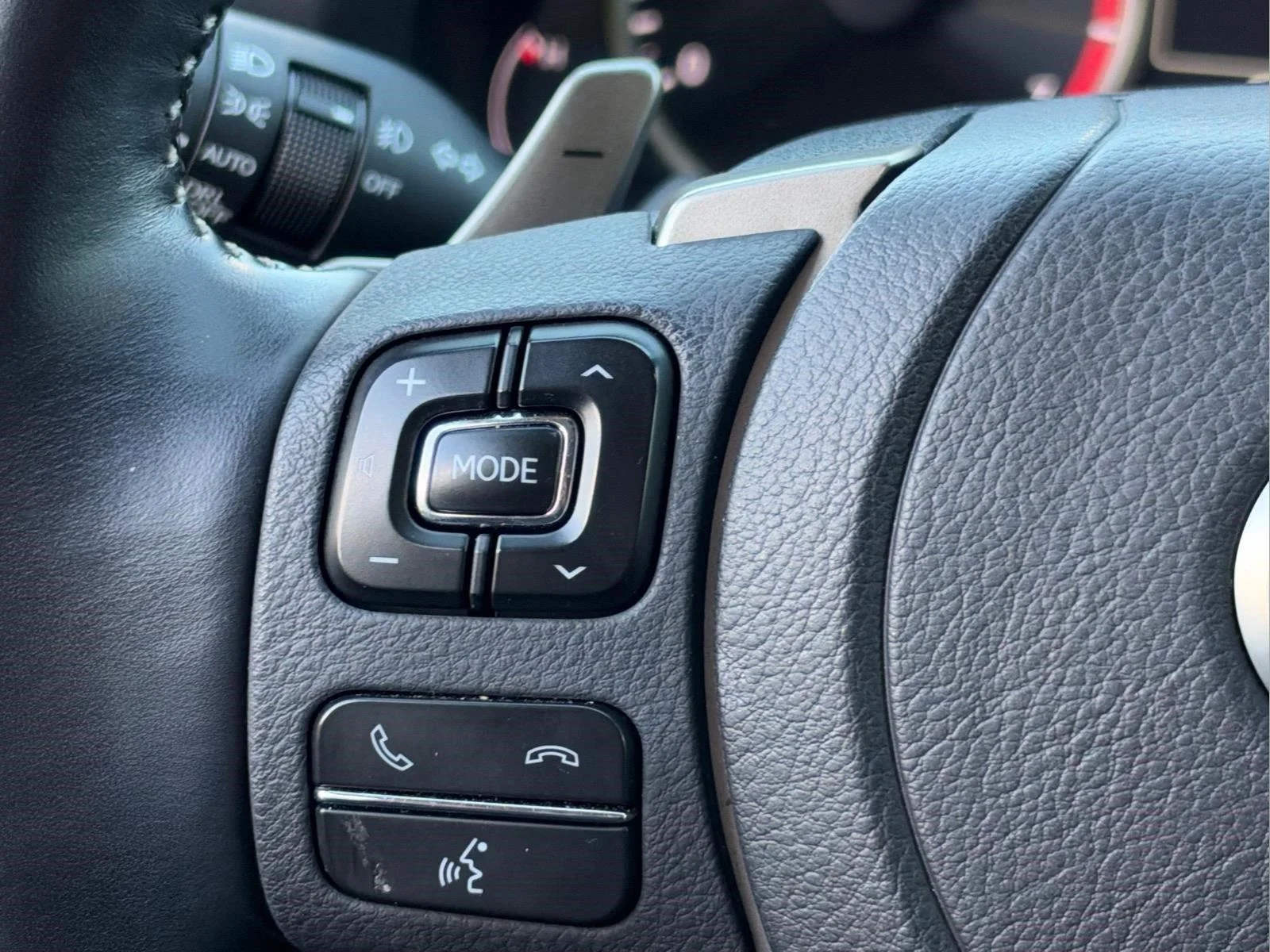 Used 2021  LEXUS  image 22