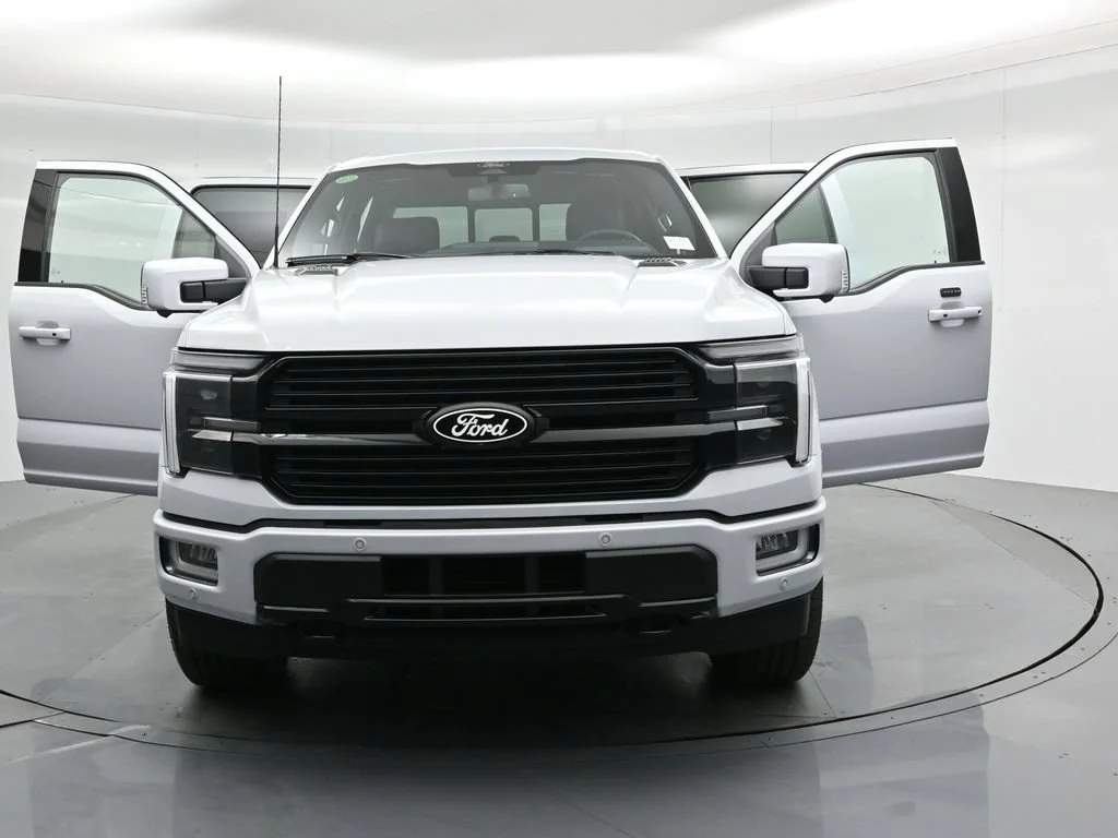Used 2025 Space White Metallic Ford Platinum image 35