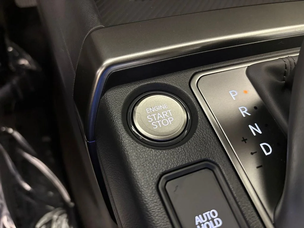 New 2027 Frost Blue / Black Roof Kia S image 29