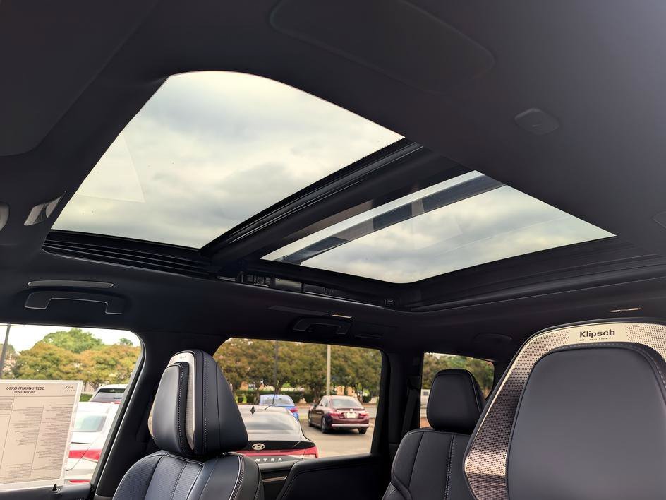 New 2027 Radiant White INFINITI SPORT image 20