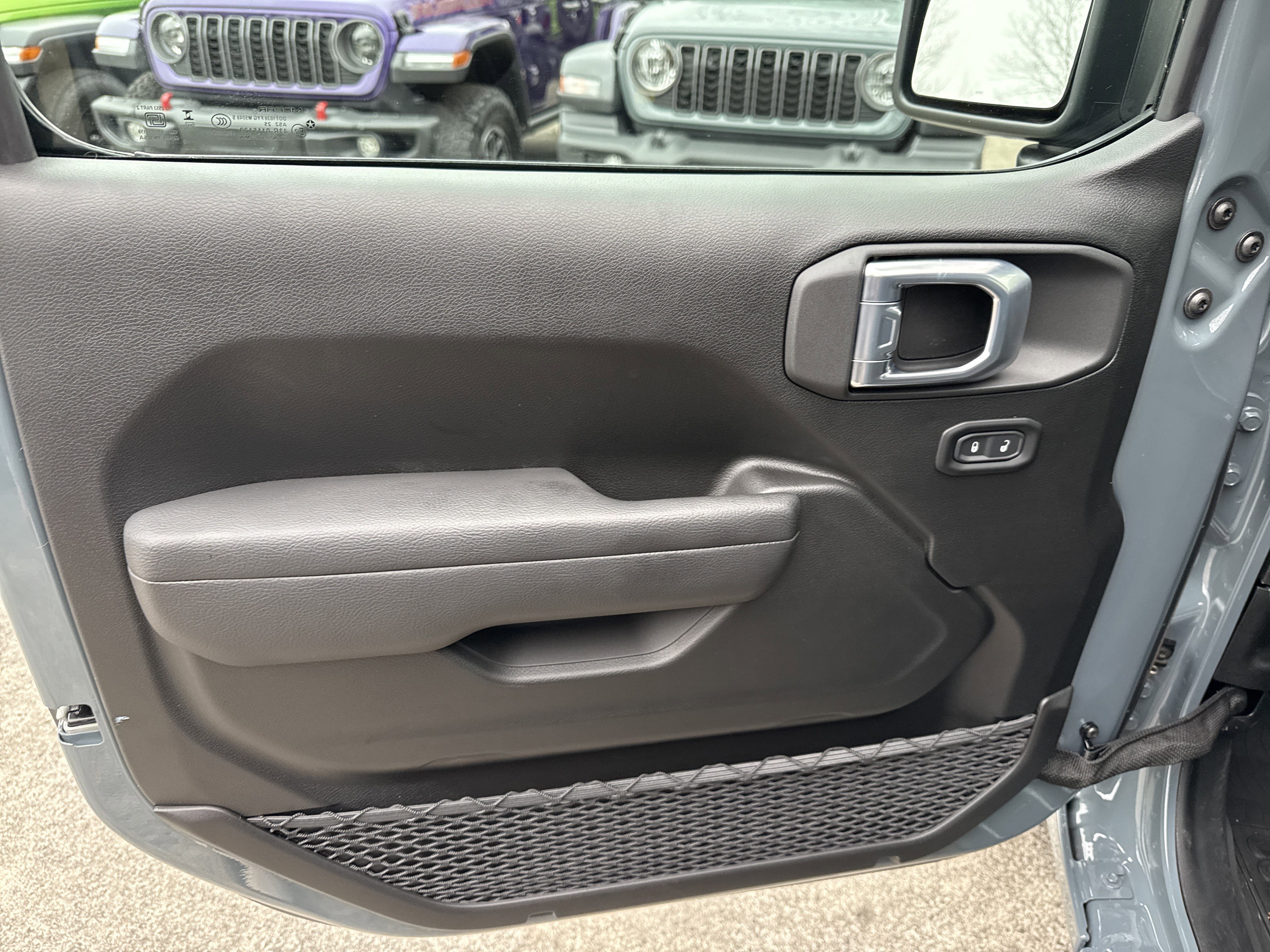 New 2026 Anvil Clearcoat Jeep Sport image 10