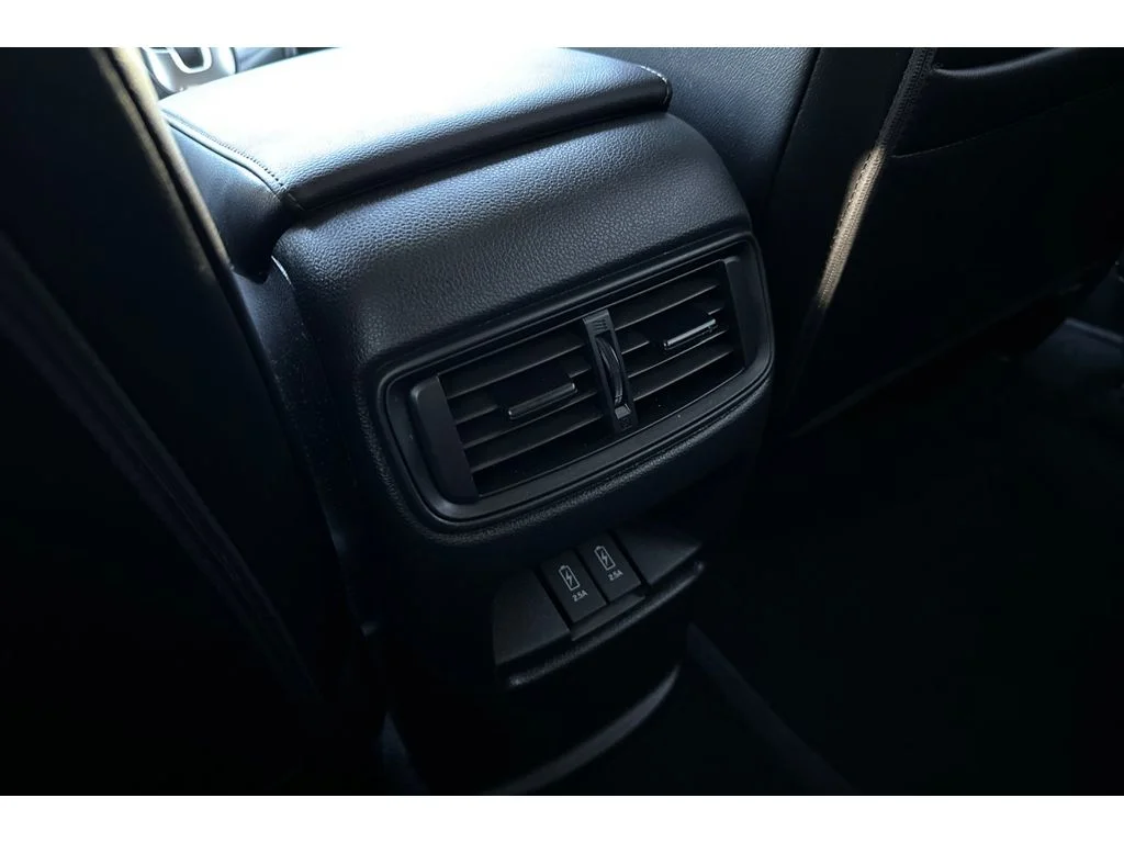 Used 2022 Platinum White Pearl Honda EX-L image 43