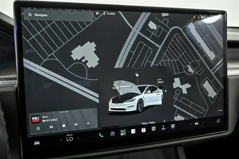 Used 2021 Pearl White Multi-Coat Tesla Plaid image 22