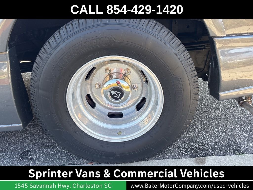 Used 2016 Gray Mercedes-Benz Road Trek image 24