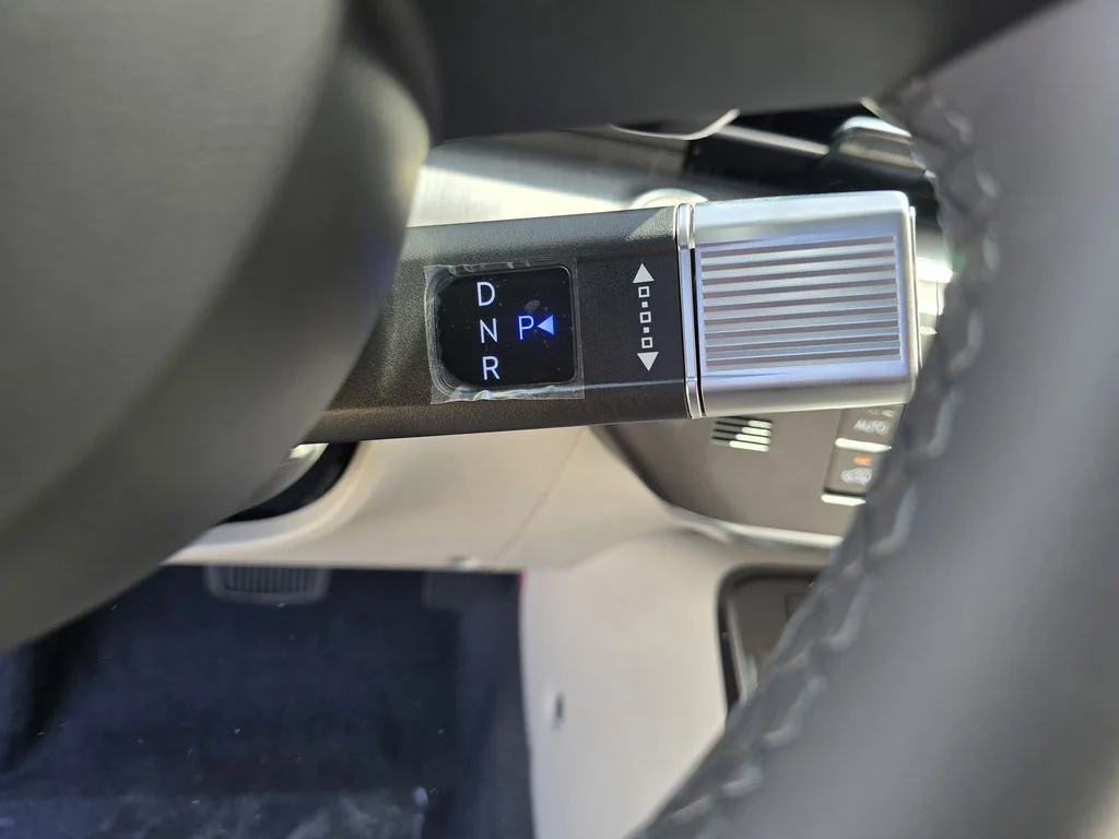 New 2026 White Hyundai SEL Premium image 16