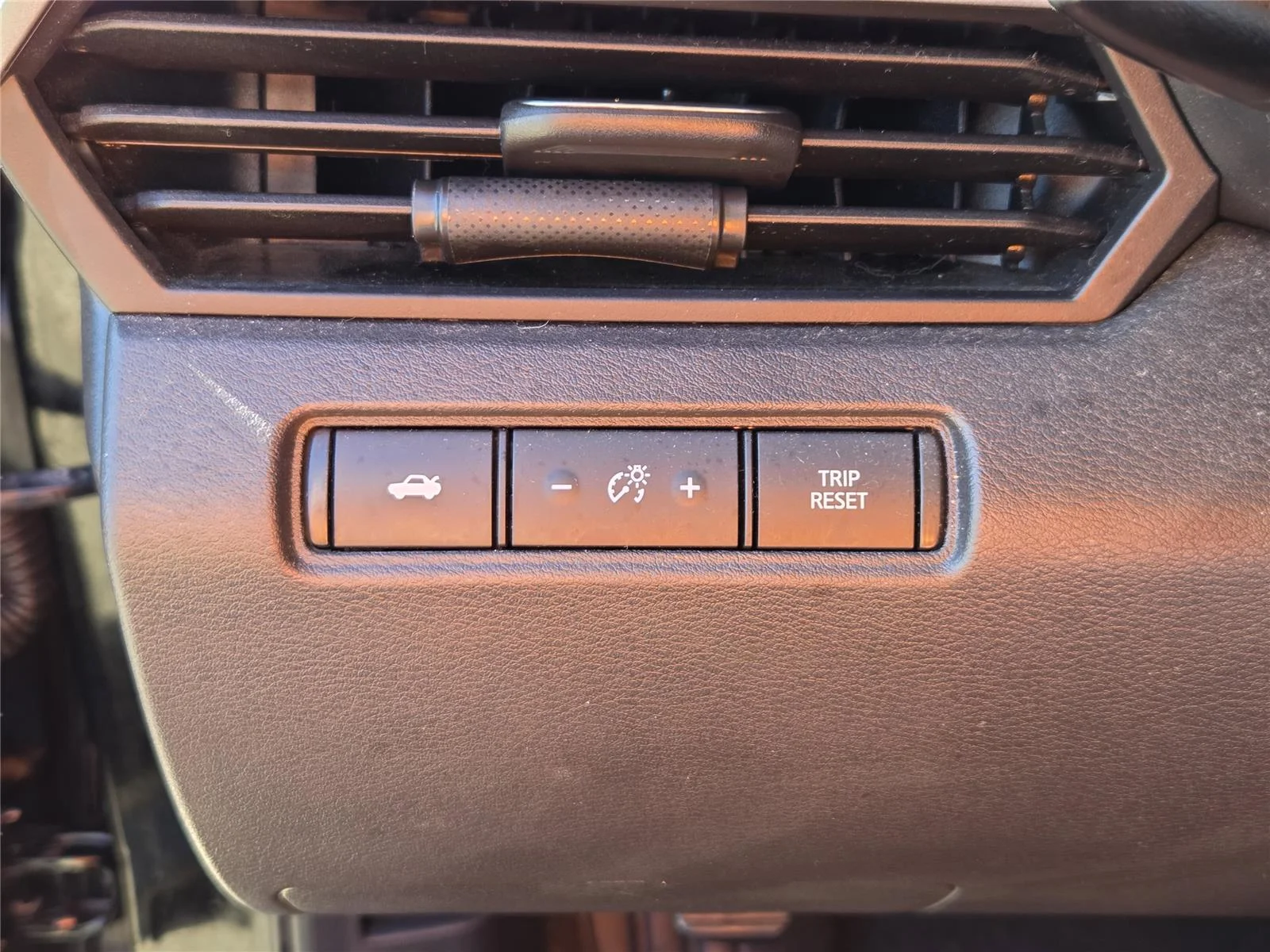 2023 Nissan Altima SV - Photo 25
