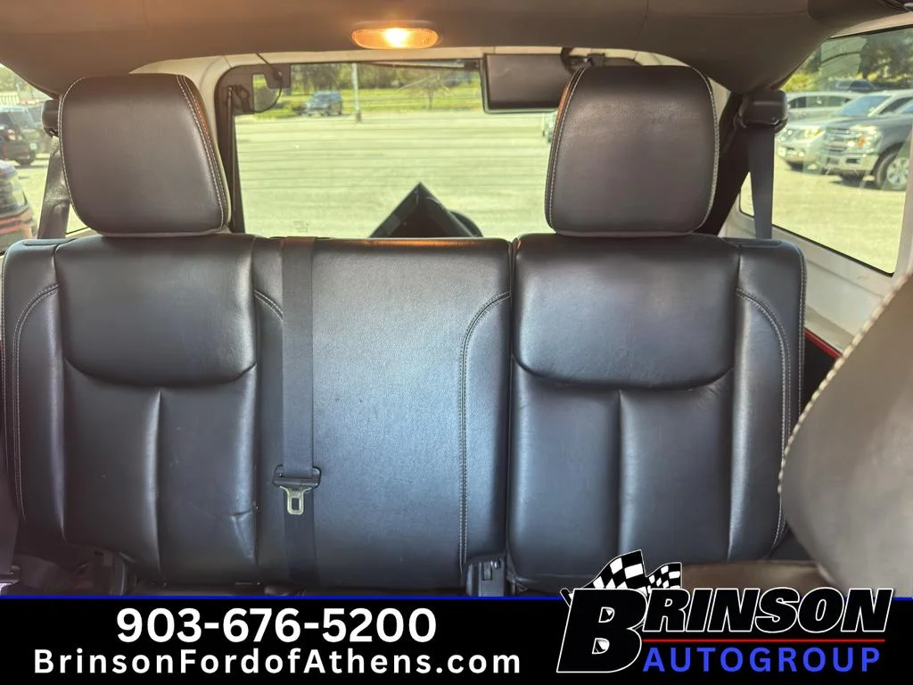Used 2013 Rock Lobster Clearcoat Jeep Sahara image 13
