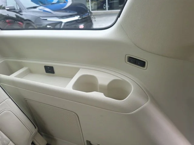 Used 2021 White Lincoln Black Label image 41