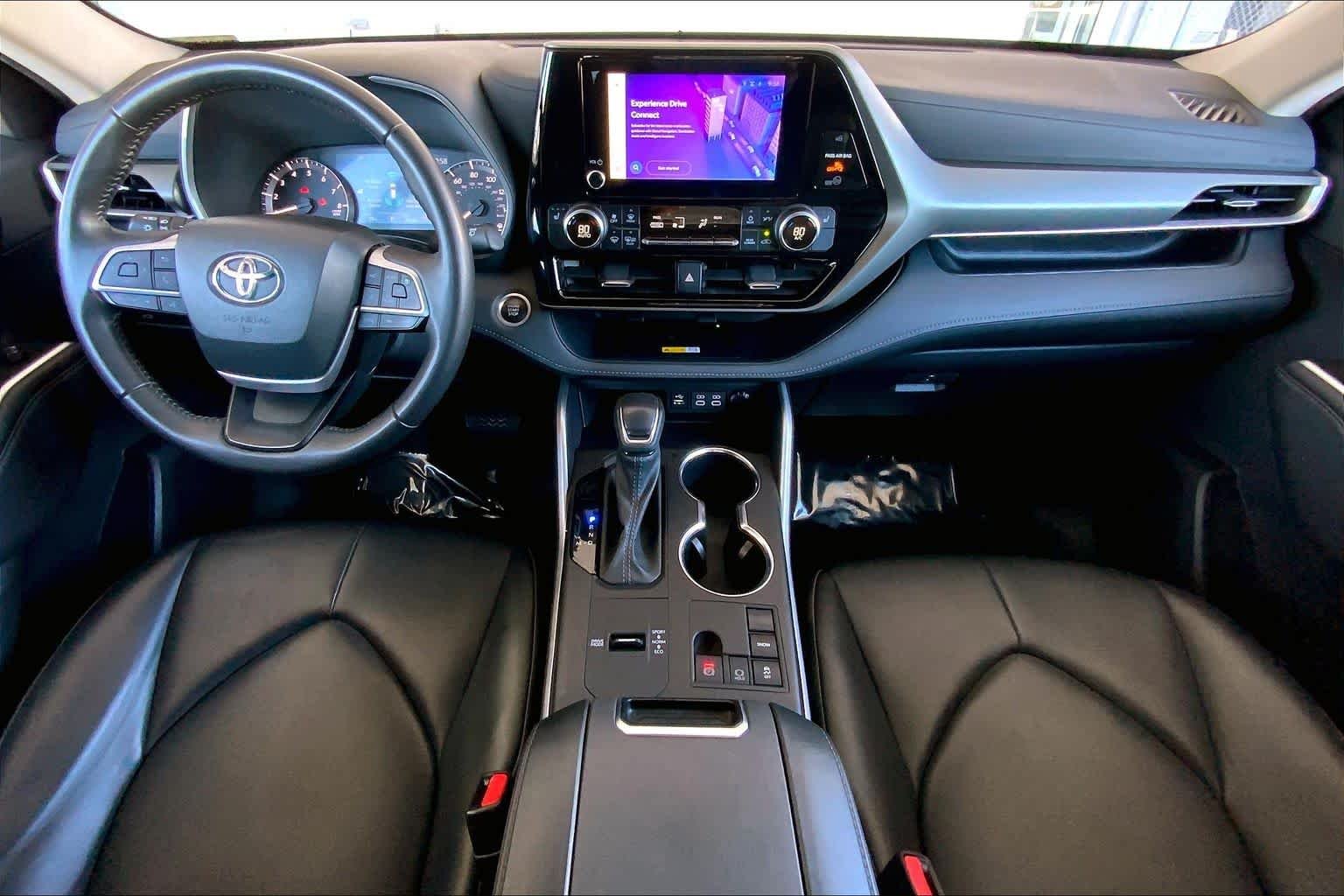 2024 Toyota Highlander LE - Photo 28