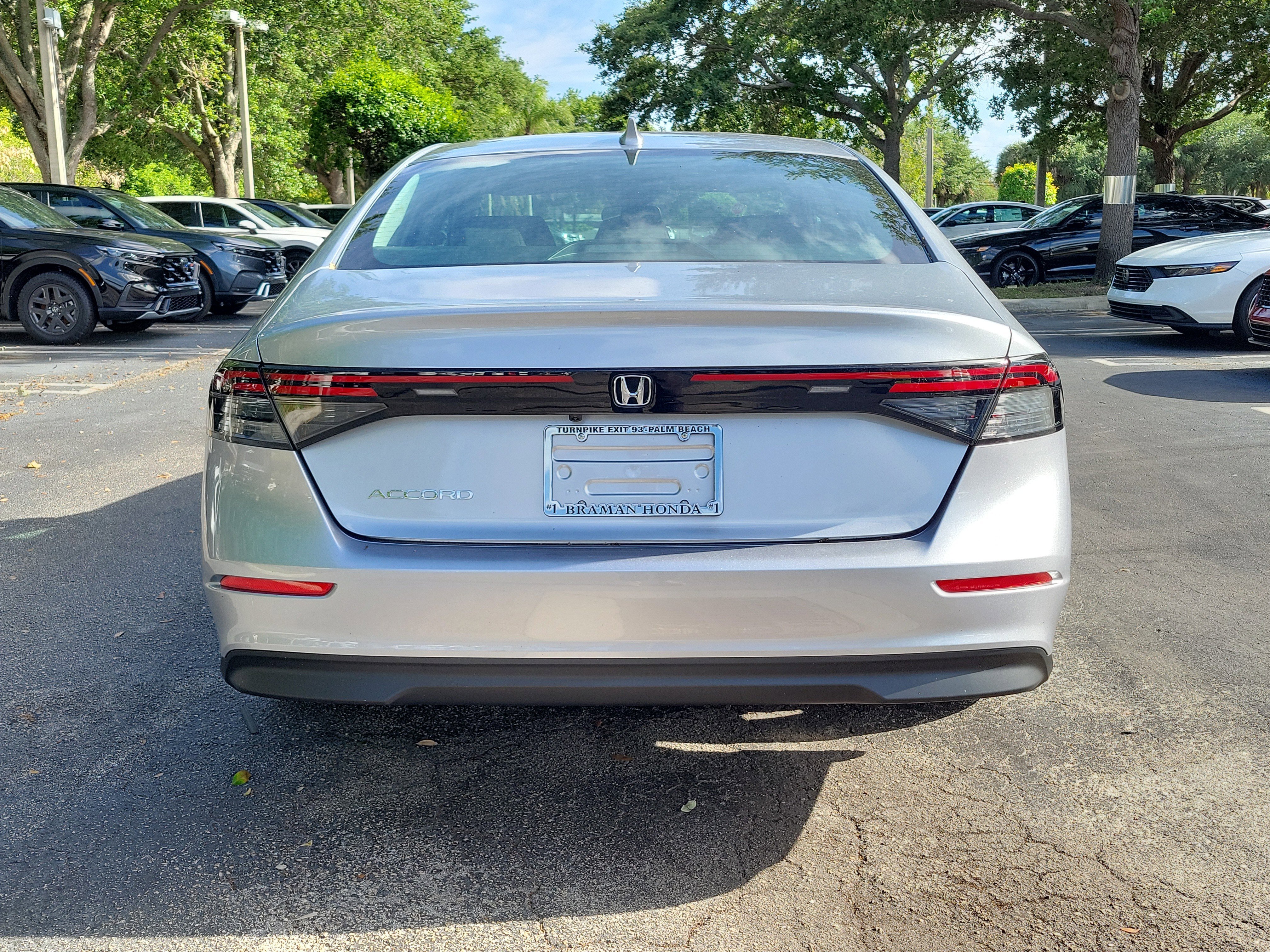 New 2026 Solar Silver Metallic Honda LX image 5
