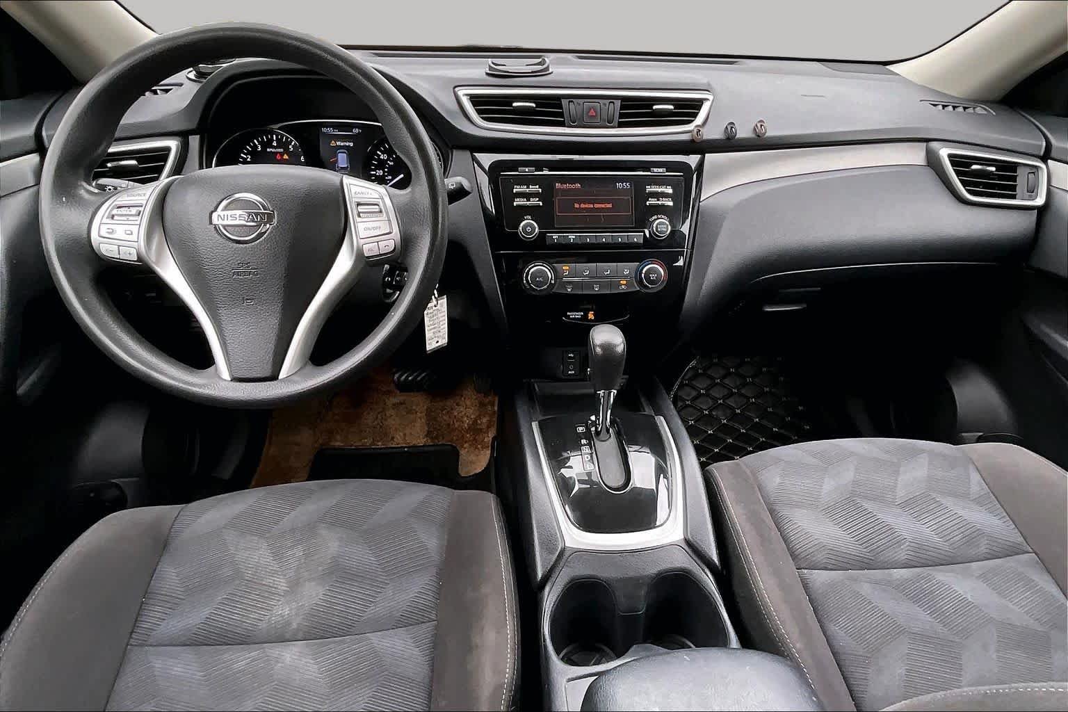 Used 2015 Midnight Jade Nissan S image 13