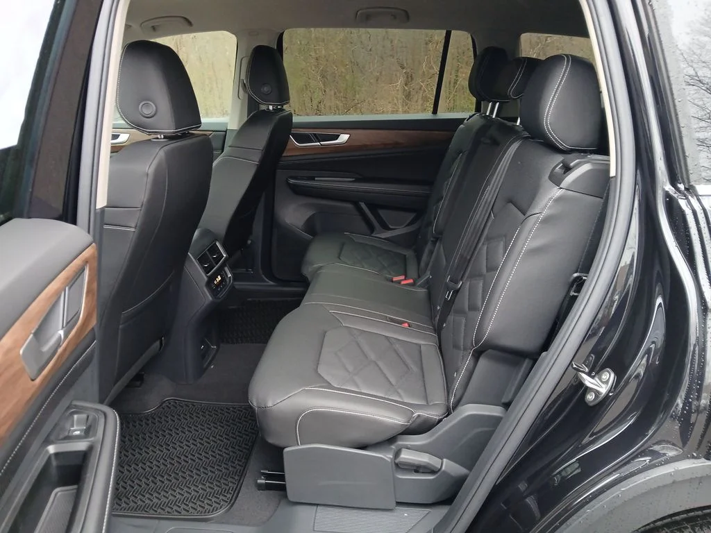 New 2026 Black Volkswagen 2.0T SE image 23
