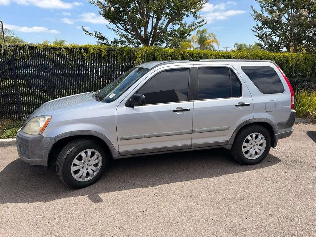Used 2005 Silver Honda LX image 9