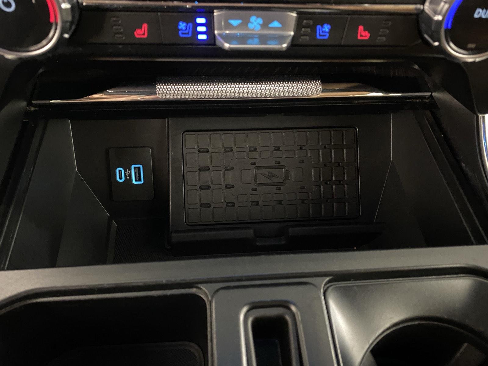 Used 2023 Agate Black Ford Platinum image 12