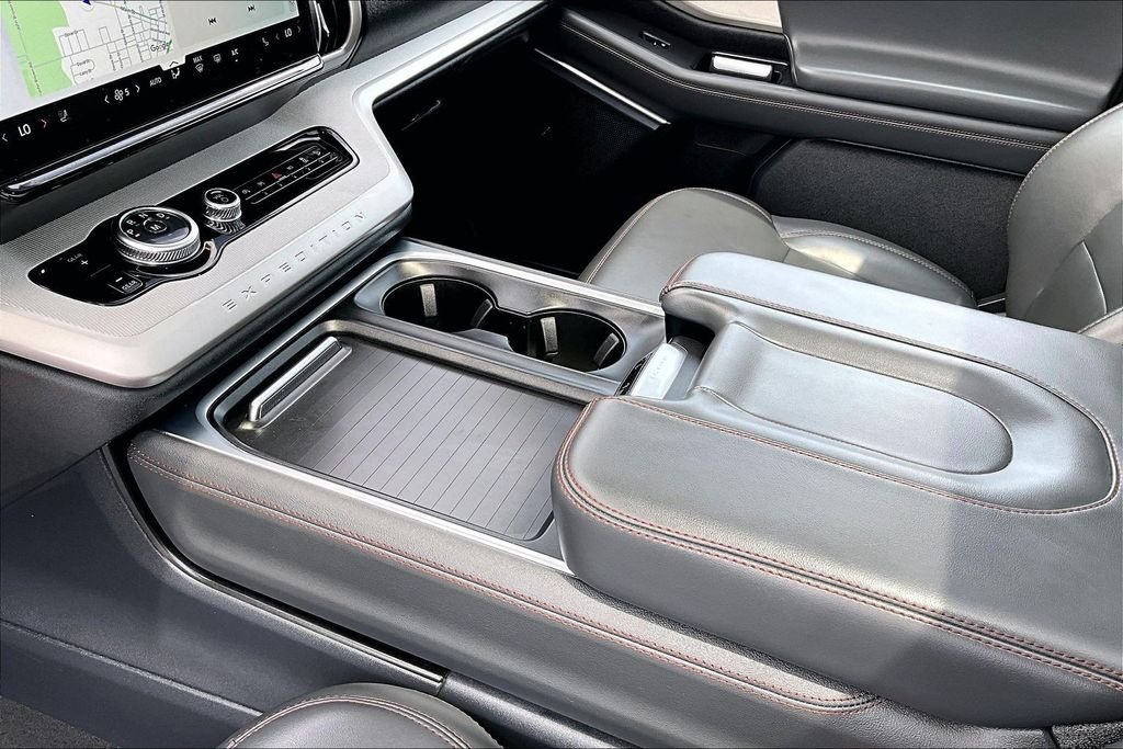 Used 2025 Silver Metallic Ford Active image 8