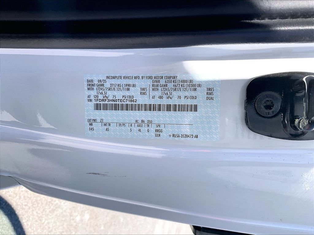 2026 Ford F-350 Super Duty Chassis Cab XL - Photo 15