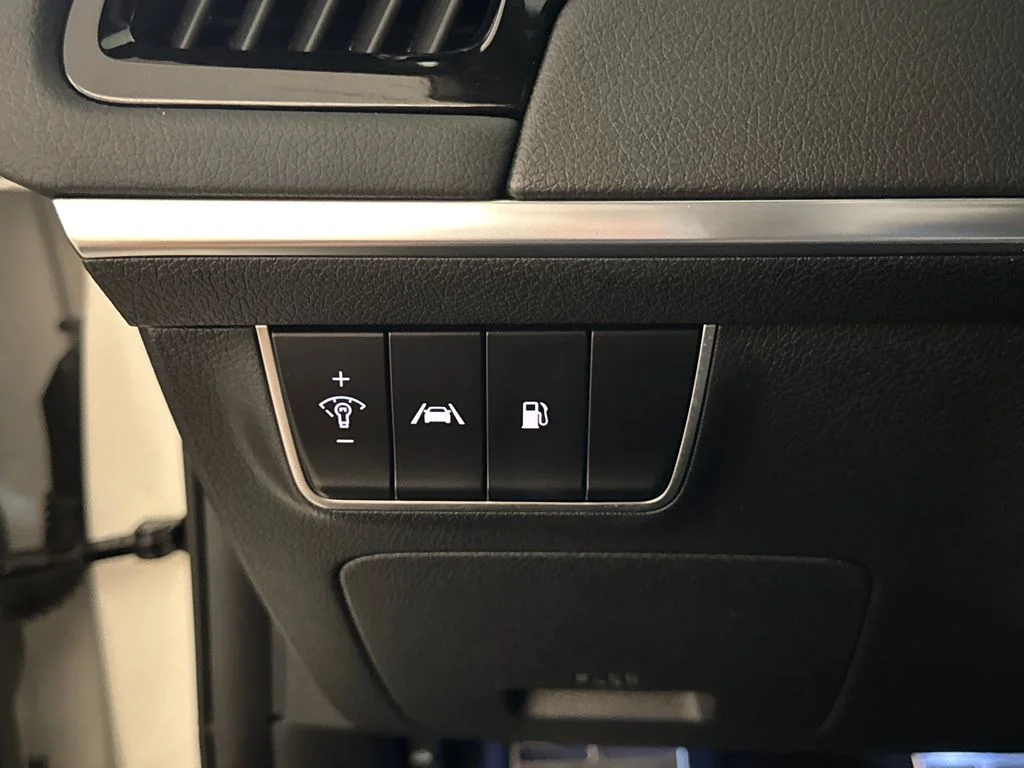 Certified Used 2023 White Kia GT-Line image 18