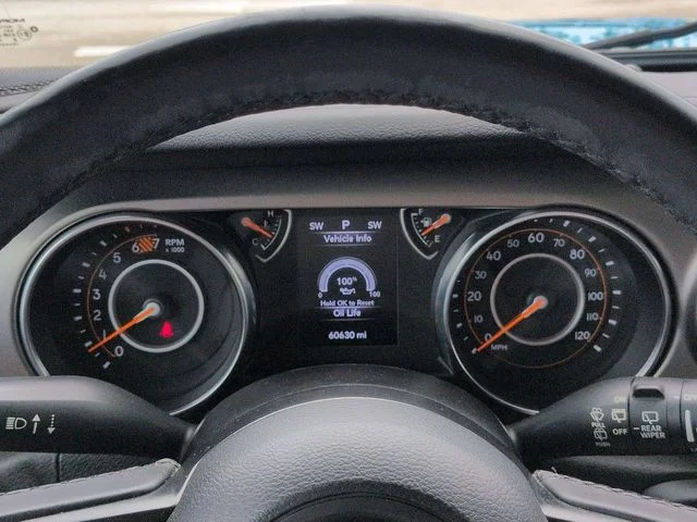 Certified Used 2020 Bikini Pearlcoat Jeep Unlimited Sport S image 25