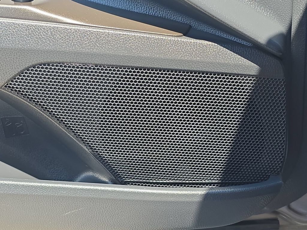 2023 Toyota Camry LE - Photo 20