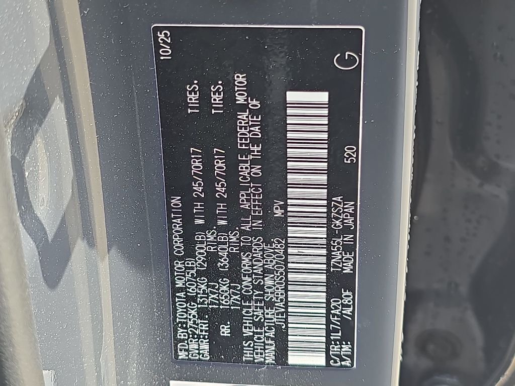Certified Used 2025  Toyota SR5 image 23