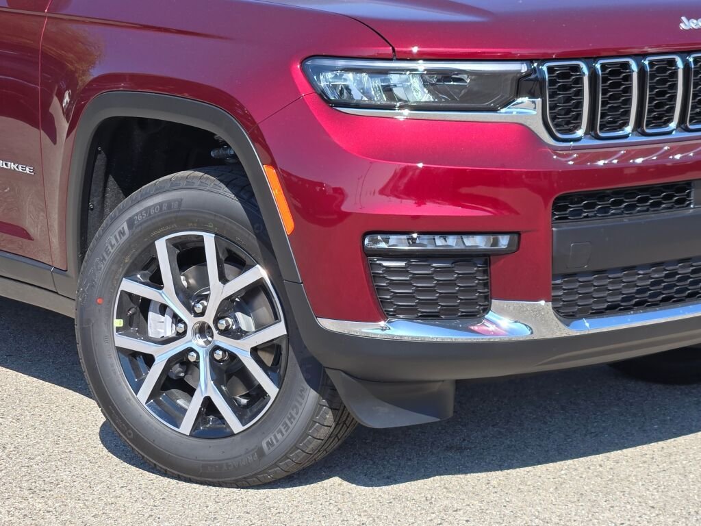 New 2025 Velvet Red Pearl-Coat Exterior Paint Jeep Limited image 5