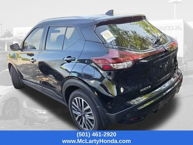 Used 2023 Super Black Nissan SV image 5