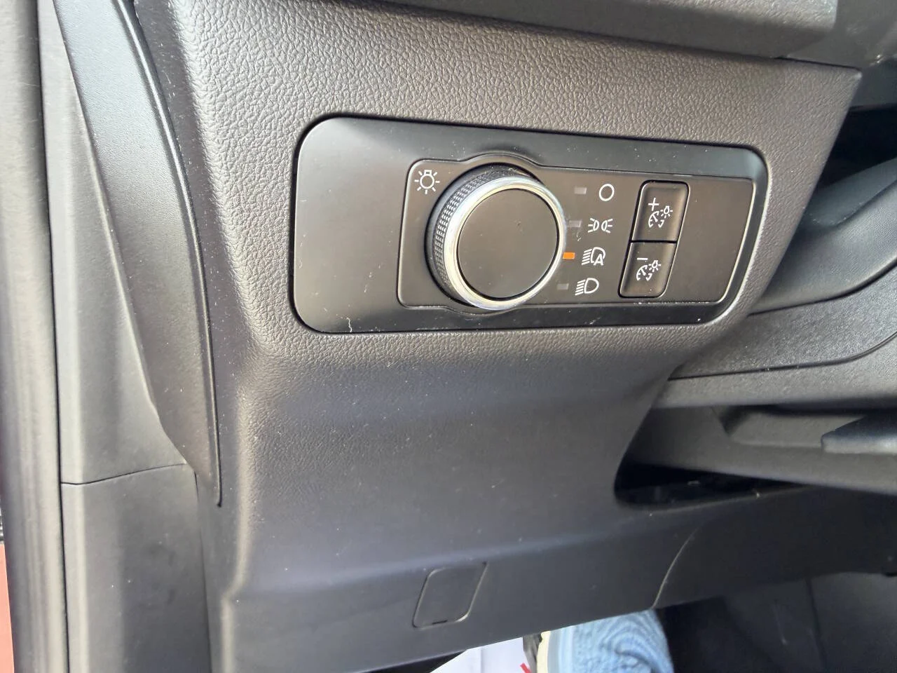 Used 2025 Red Ford ST Line 4dr SUV image 13